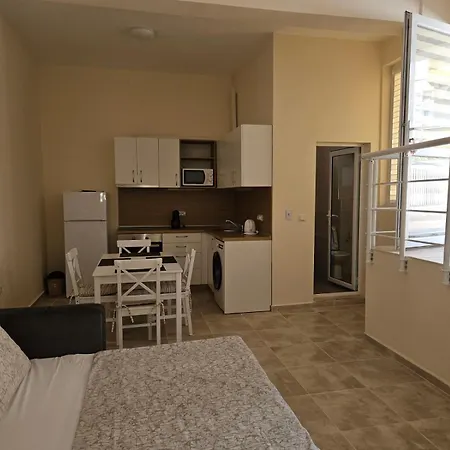 кастро2-castro Apartments2 דירה