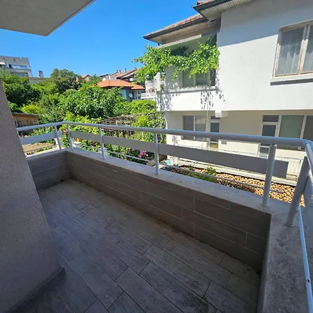 кастро2-castro Apartments2 茨雷沃