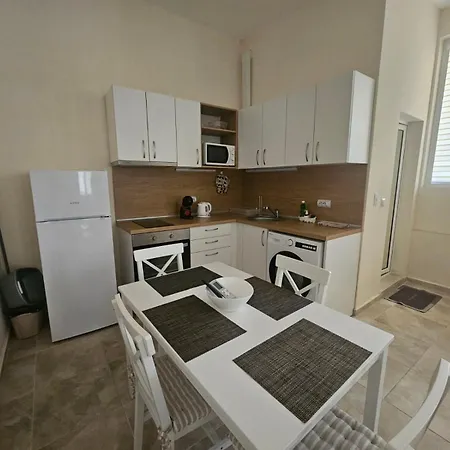 кастро2-castro Apartments2 Apartment *
